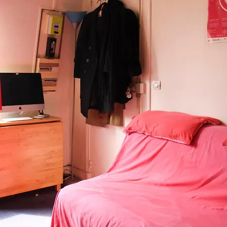 20 M In The Heart Of The Marais Apartment *