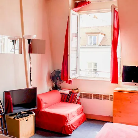 20 M In The Heart Of The Marais Apartment *